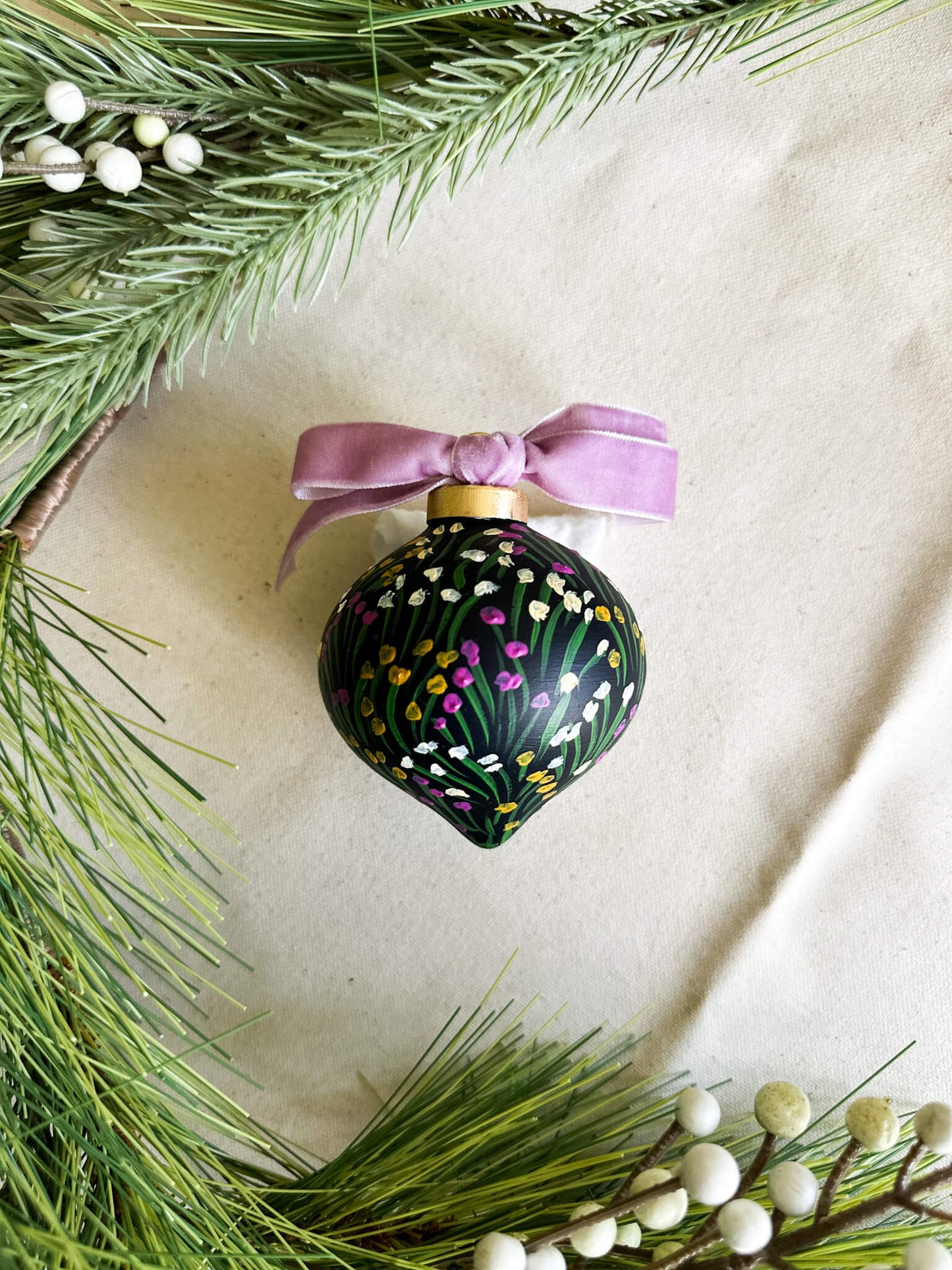 2025 Hand Painted Ornament - Ceramic 006